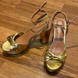 Scoop Gold Women's Block Heel Sandals